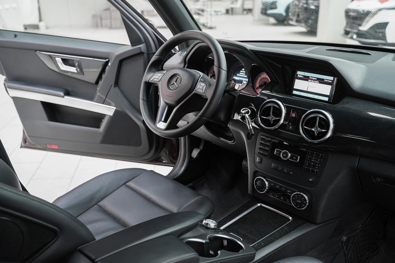 Mercedes-Benz GLK-Класс 2013, коричневый, ДЦ Орехово