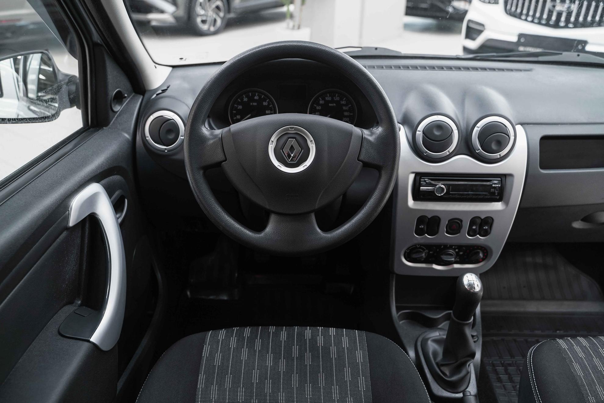 Renault Logan 2012, серый, ДЦ Орехово