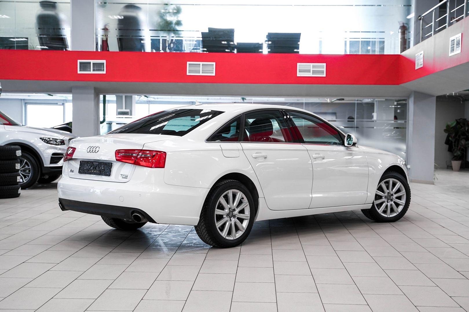 Audi A6 2012, белый, ДЦ Орехово