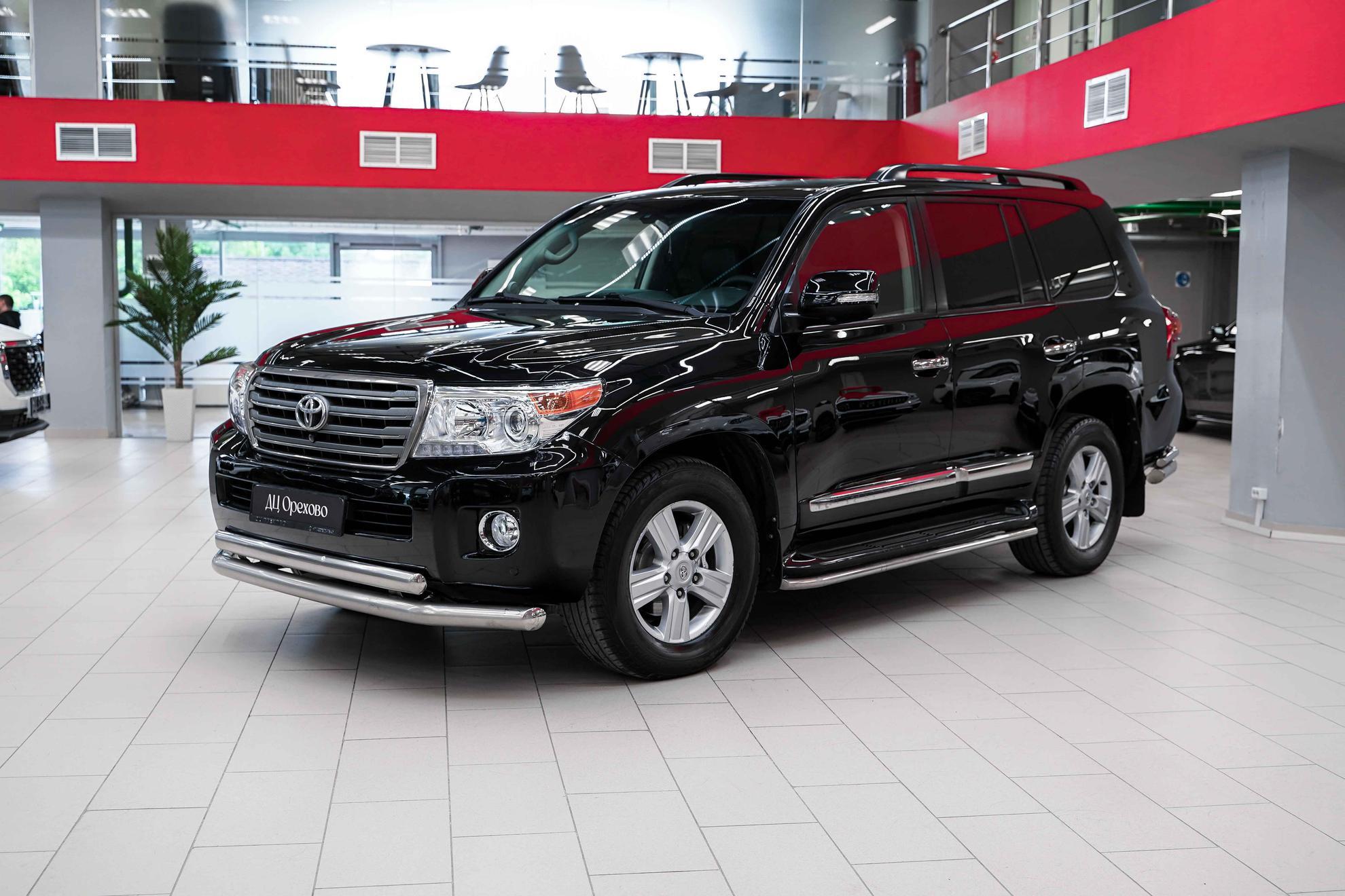 Toyota Land Cruiser 2014, черный, ДЦ Орехово