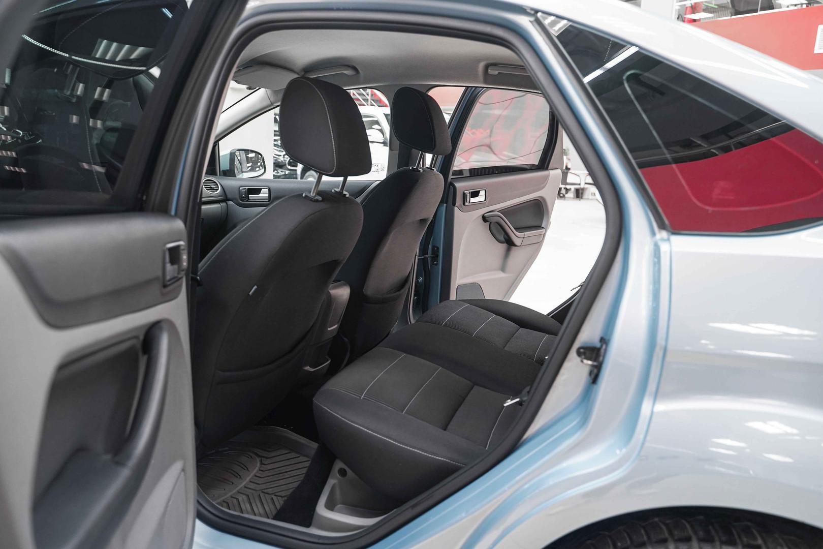 Ford Focus 2010, голубой, ДЦ Орехово