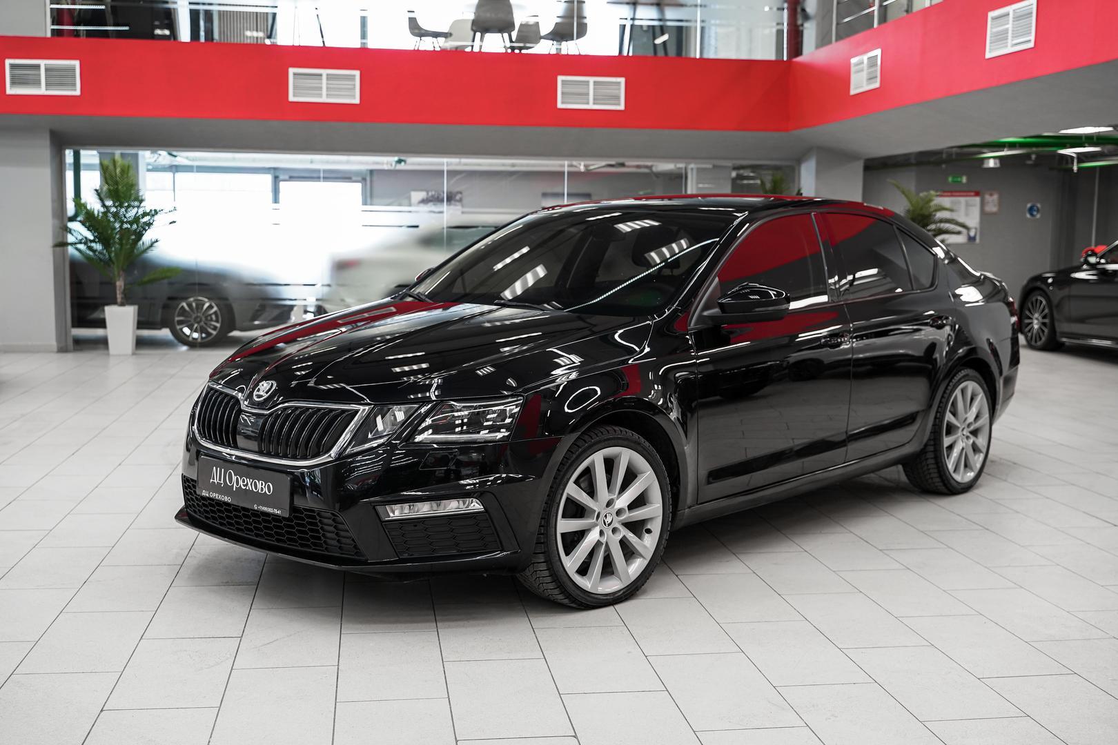 Skoda Octavia 2018, черный, ДЦ Орехово
