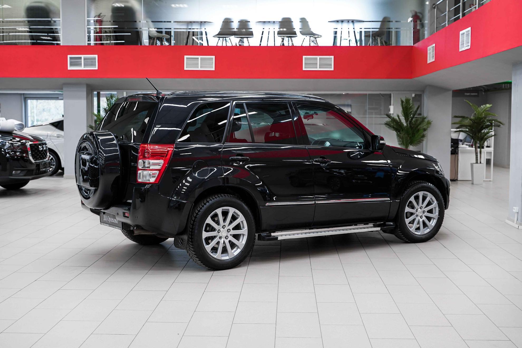 Suzuki Grand Vitara 2013, черный, ДЦ Орехово
