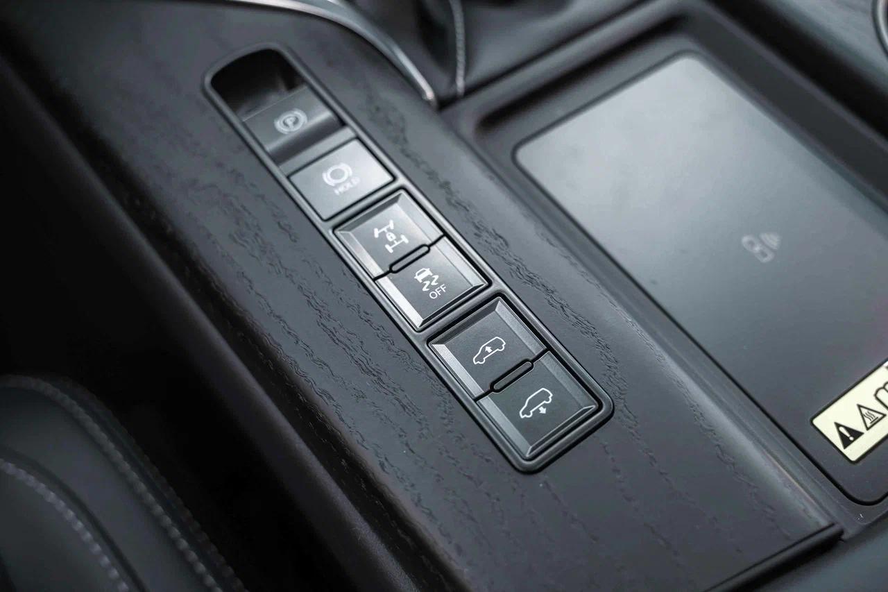 Lexus LX 2026, черный, ДЦ Орехово