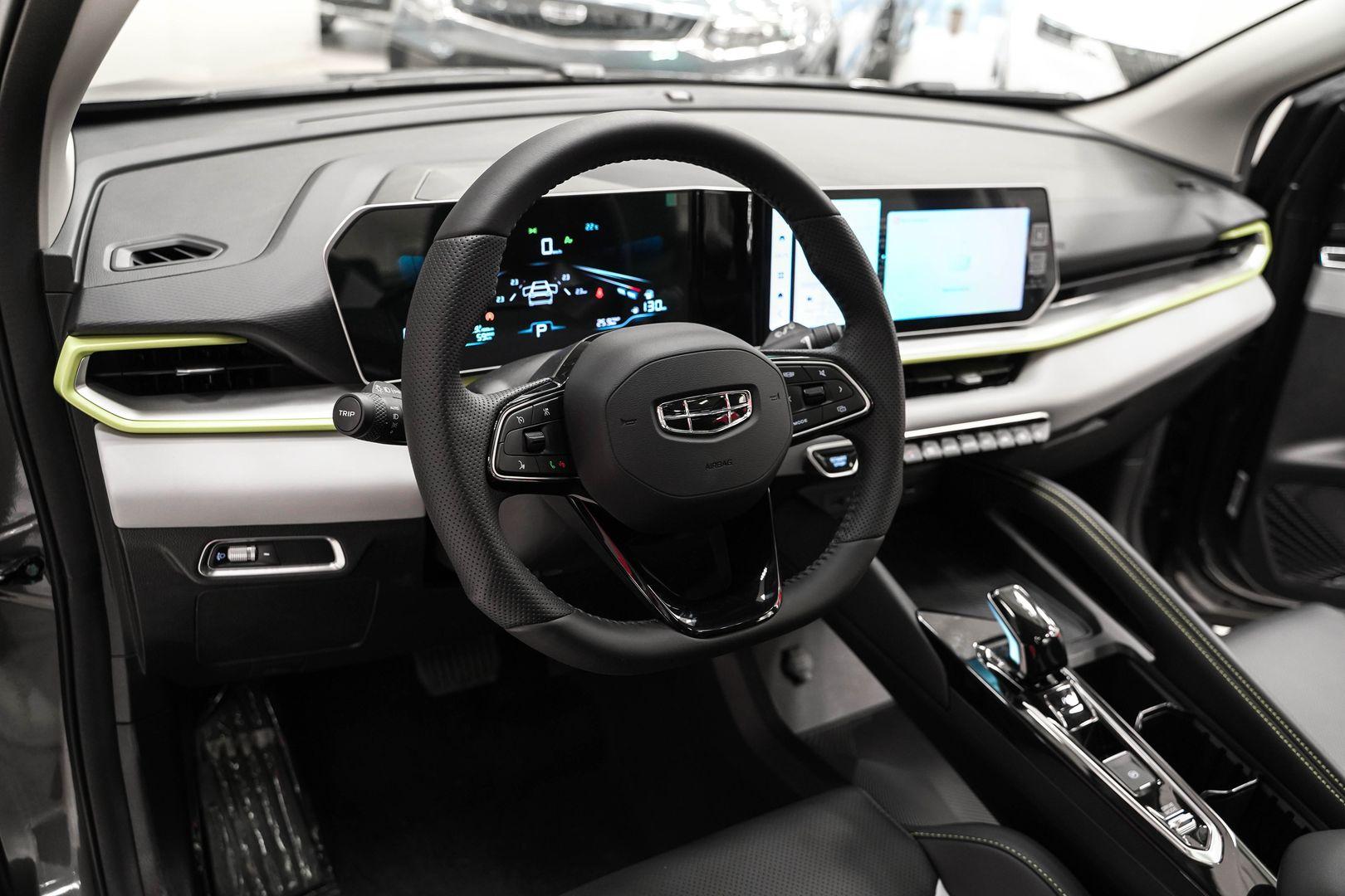 Geely Coolray 2023, серый, ДЦ Орехово