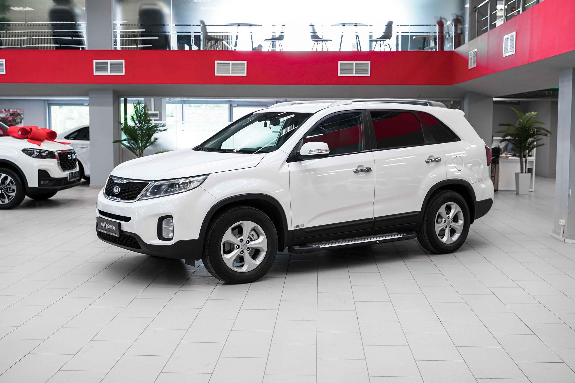 Kia Sorento 2014, белый, ДЦ Орехово
