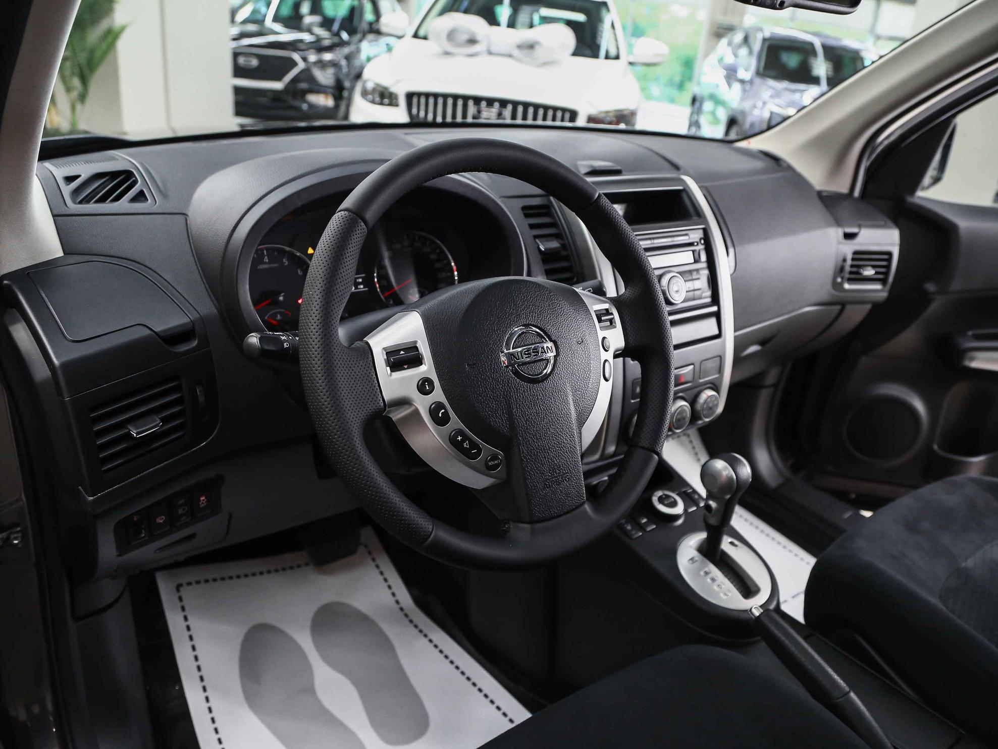 Nissan X-Trail 2011, серый, ДЦ Орехово