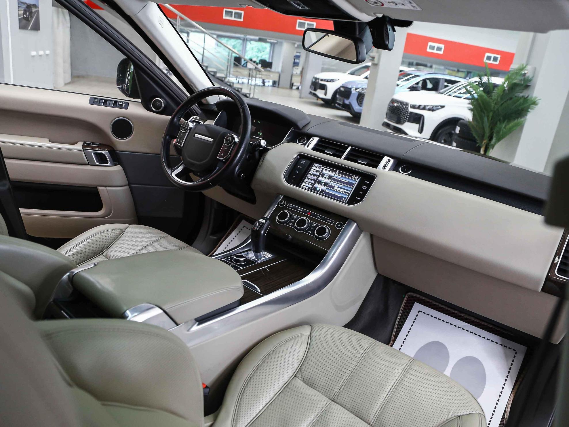 Land Rover Range Rover Sport 2015, красный, ДЦ Орехово