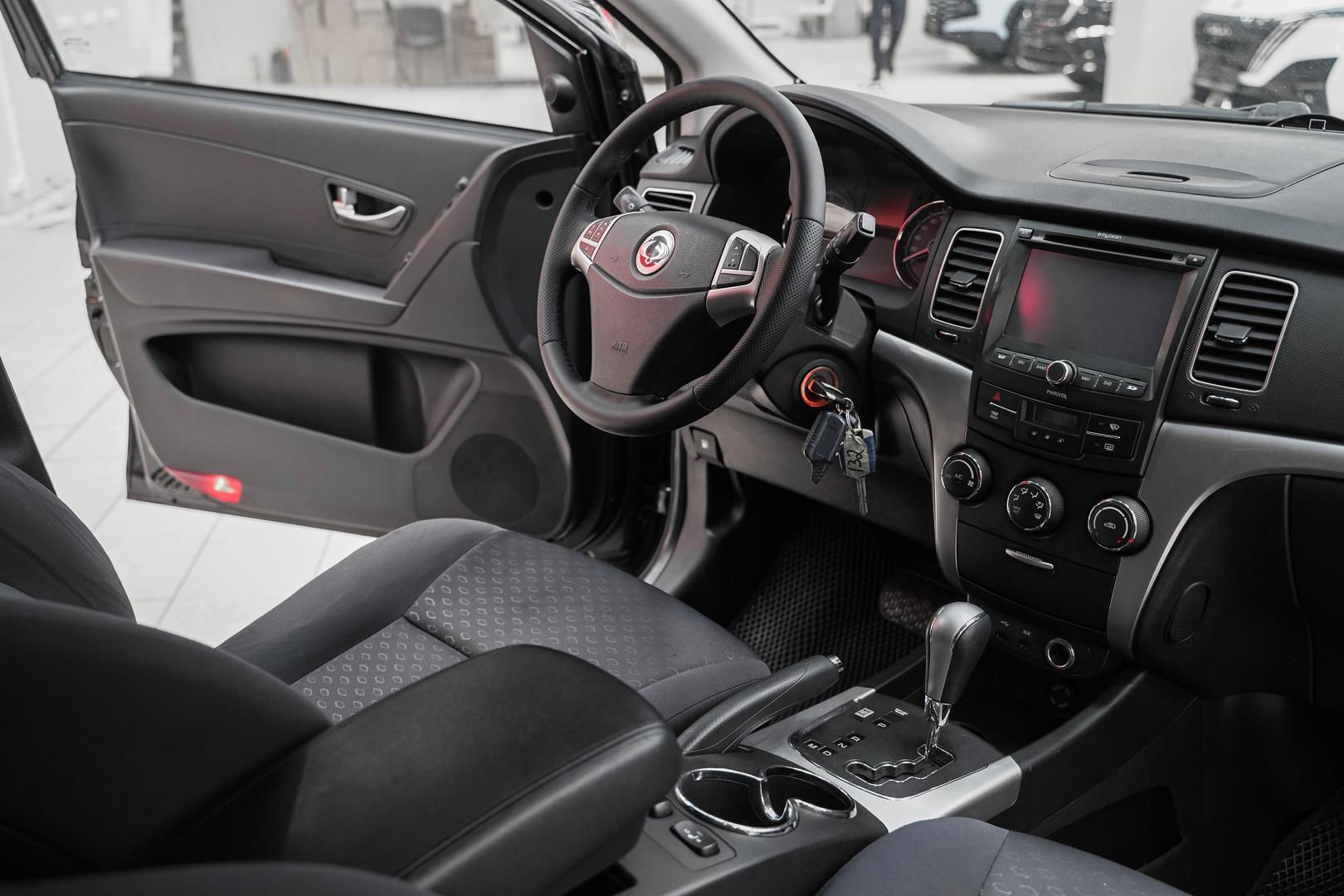 SsangYong Actyon 2011, черный, ДЦ Орехово