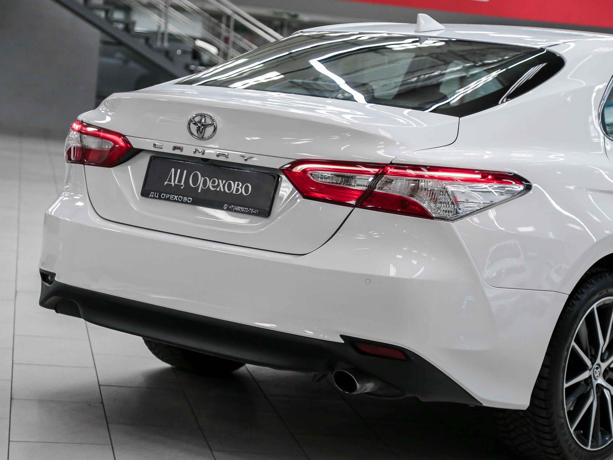 Toyota Camry 2020, белый, ДЦ Орехово