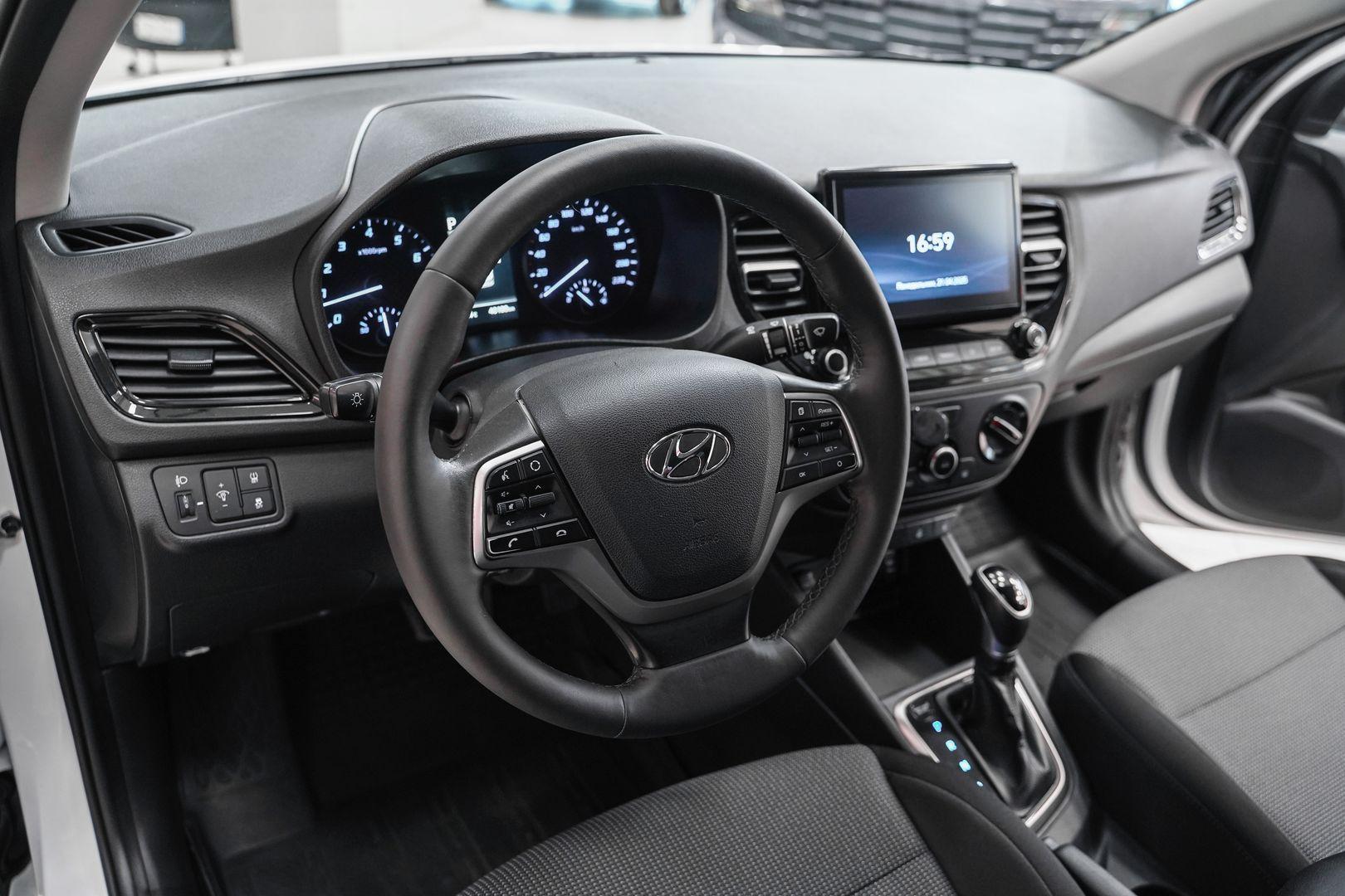 Hyundai Solaris 2021, белый, ДЦ Орехово