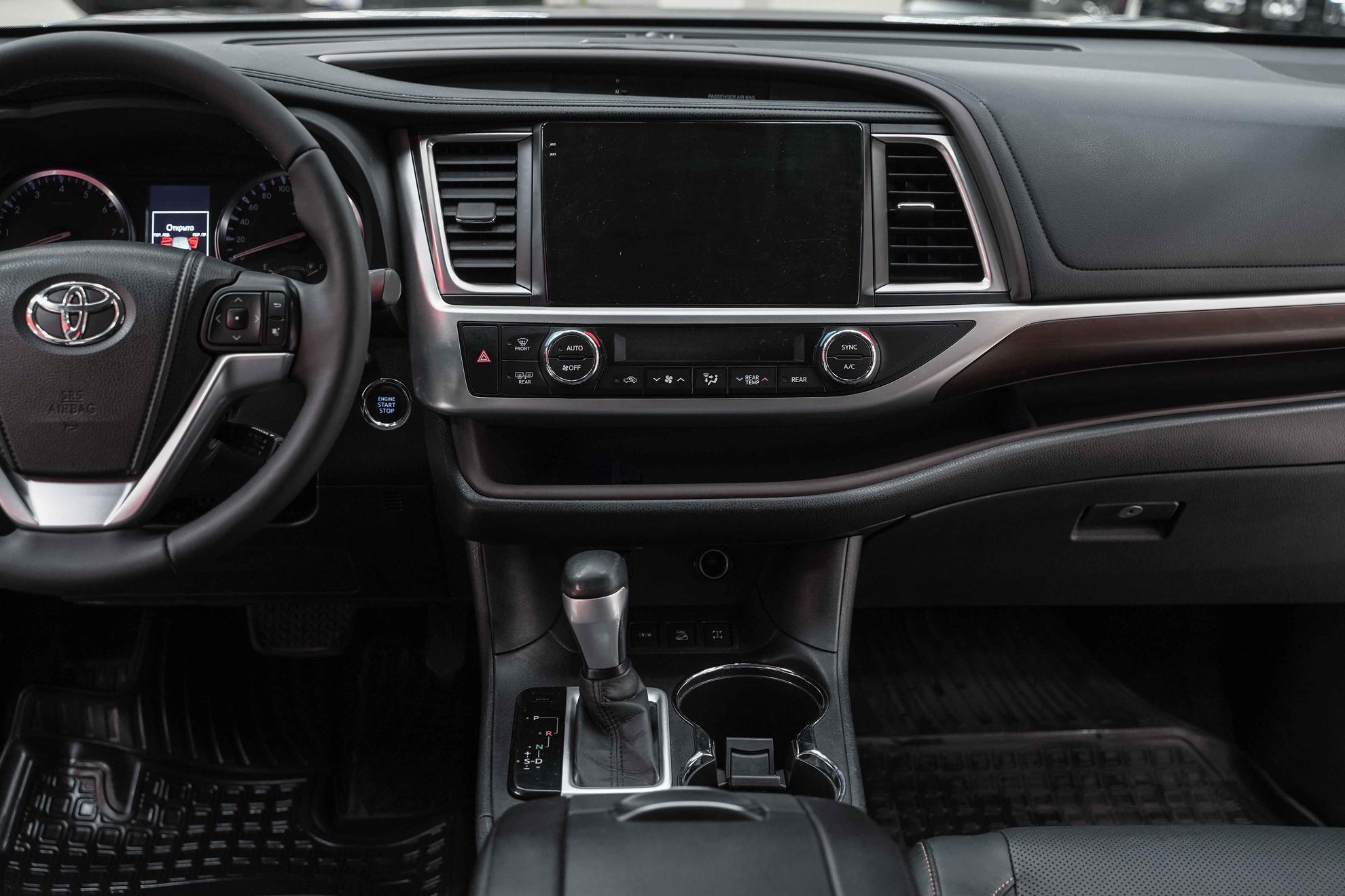 Toyota Highlander 2014, серый, ДЦ Орехово