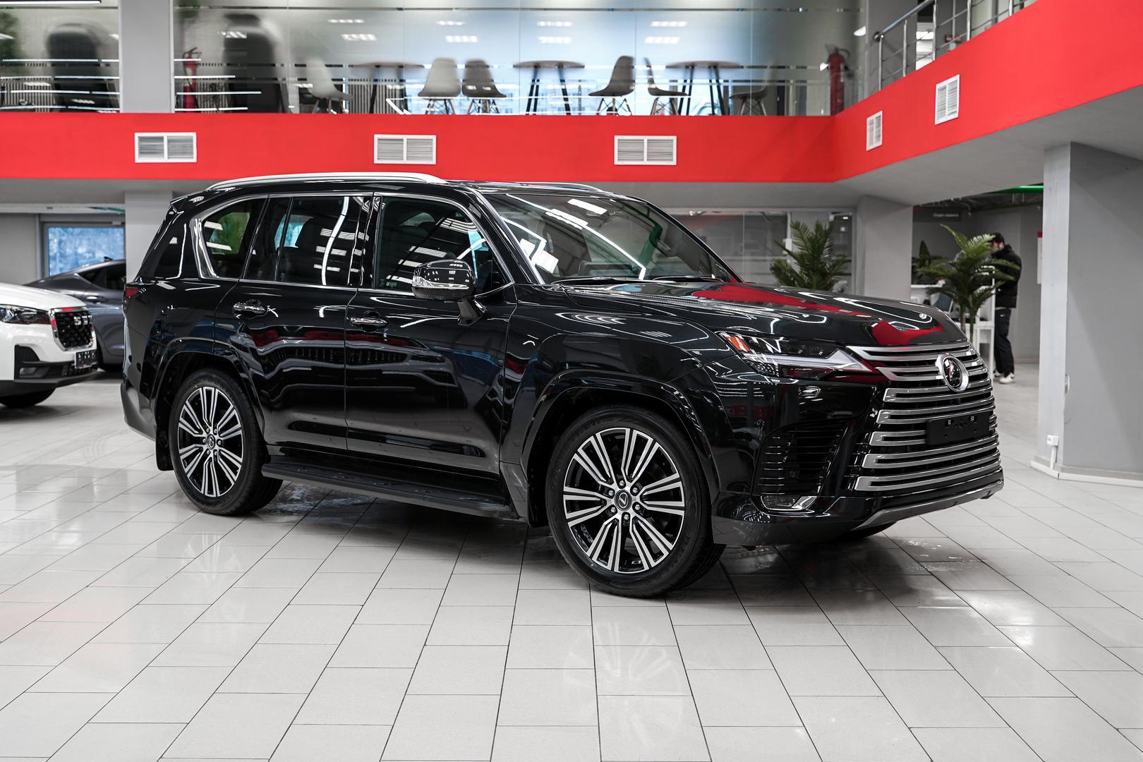 Lexus LX 2026, черный, ДЦ Орехово