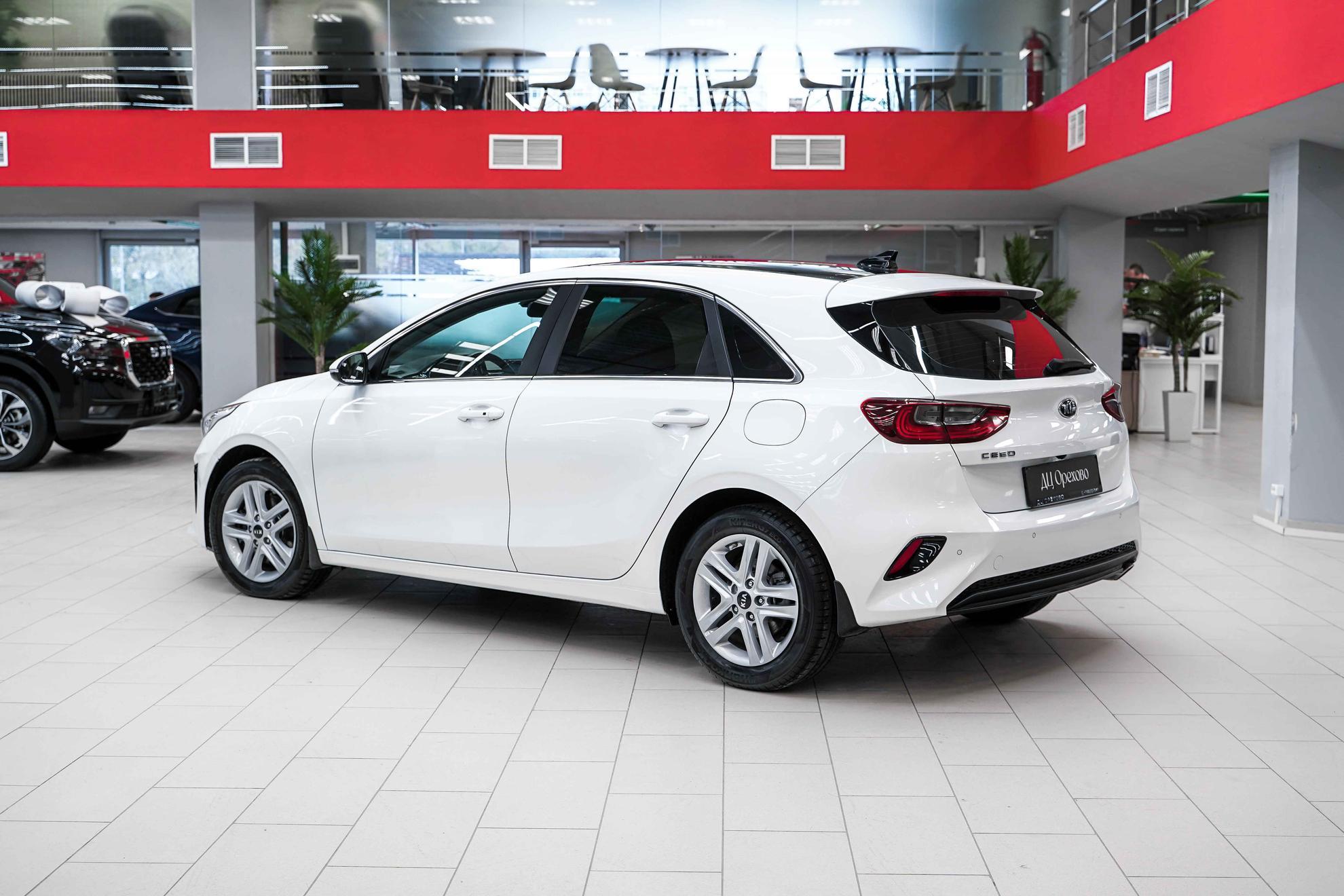 Kia Ceed 2019, белый, ДЦ Орехово
