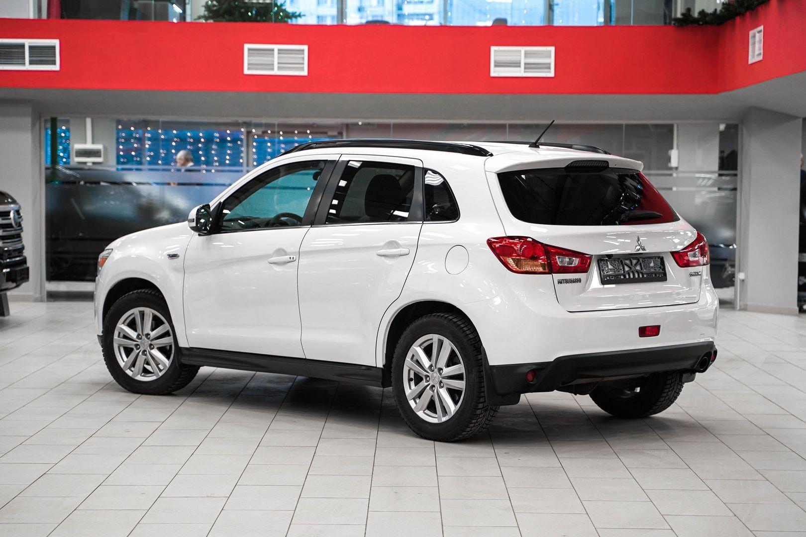 Mitsubishi ASX 2013, белый, ДЦ Орехово