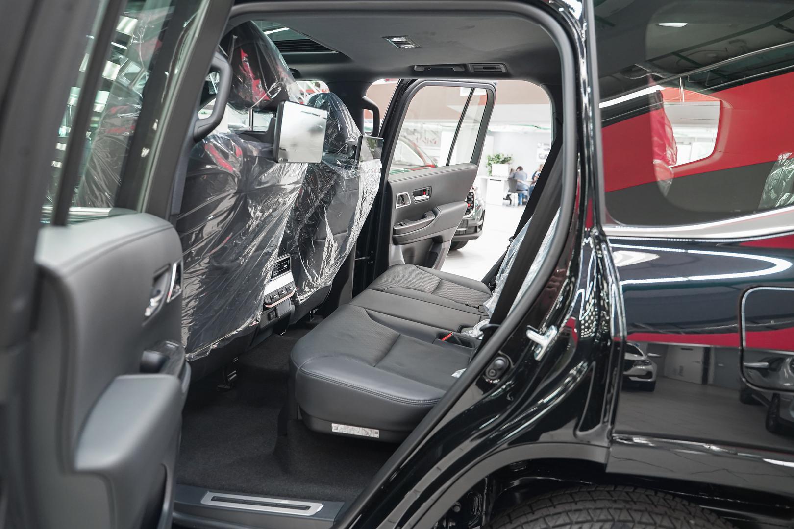 Toyota Land Cruiser 2025, черный, ДЦ Орехово