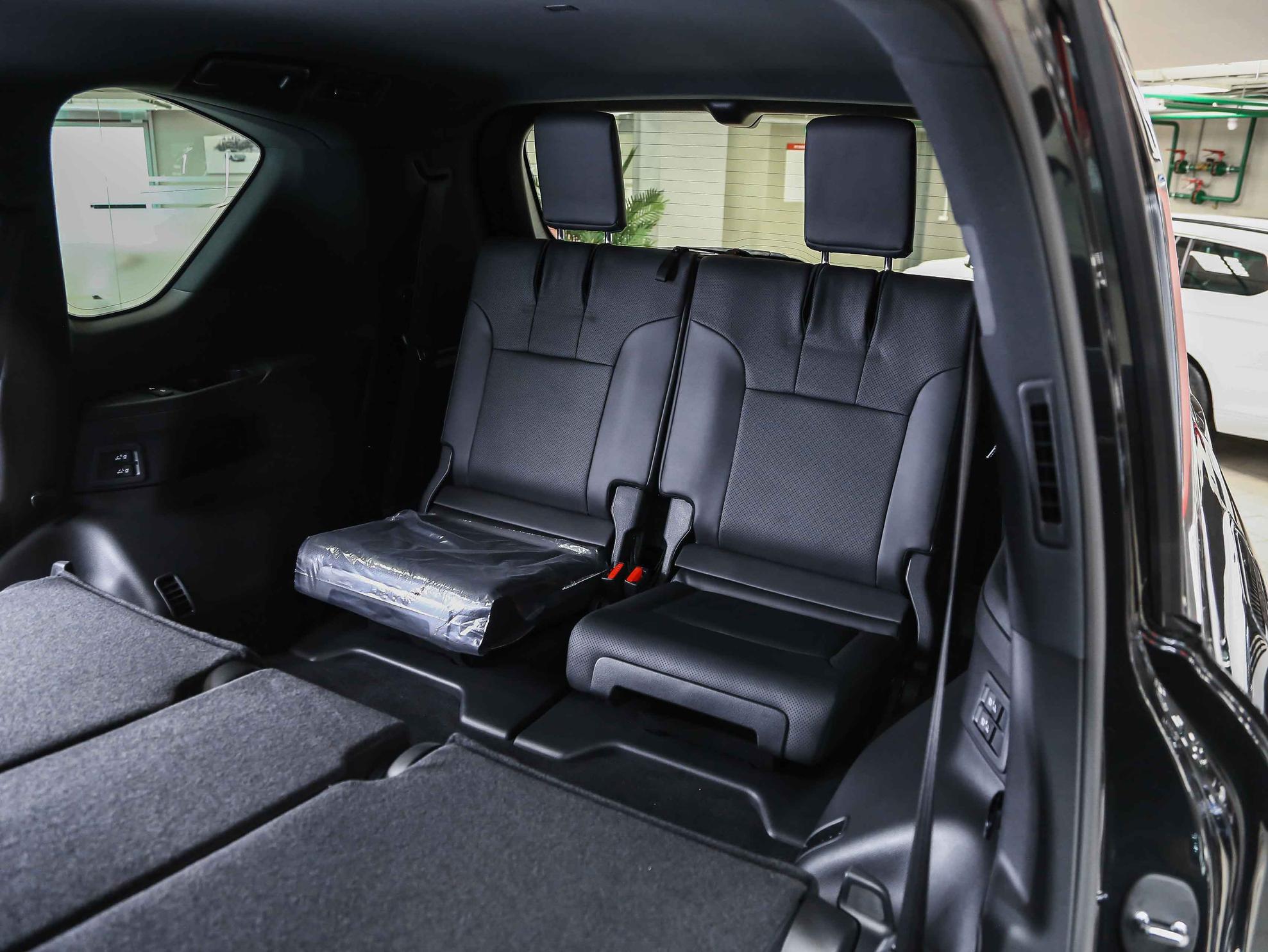 Lexus LX 2026, черный, ДЦ Орехово