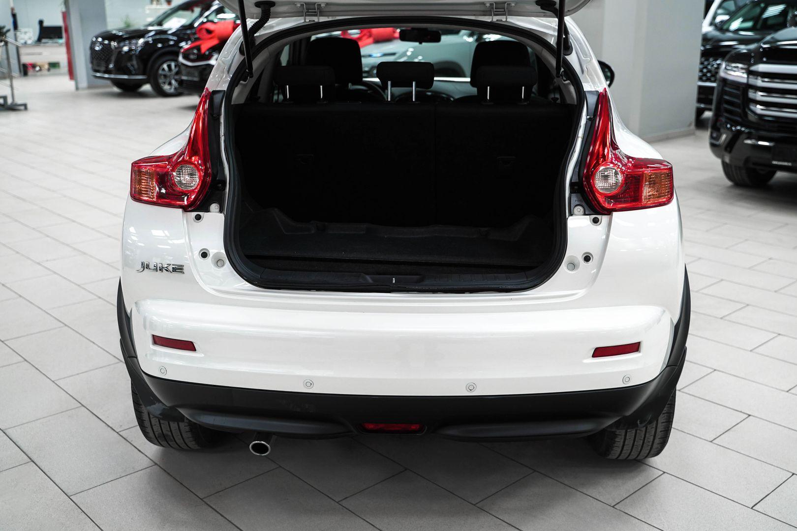 Nissan Juke 2014, белый, ДЦ Орехово