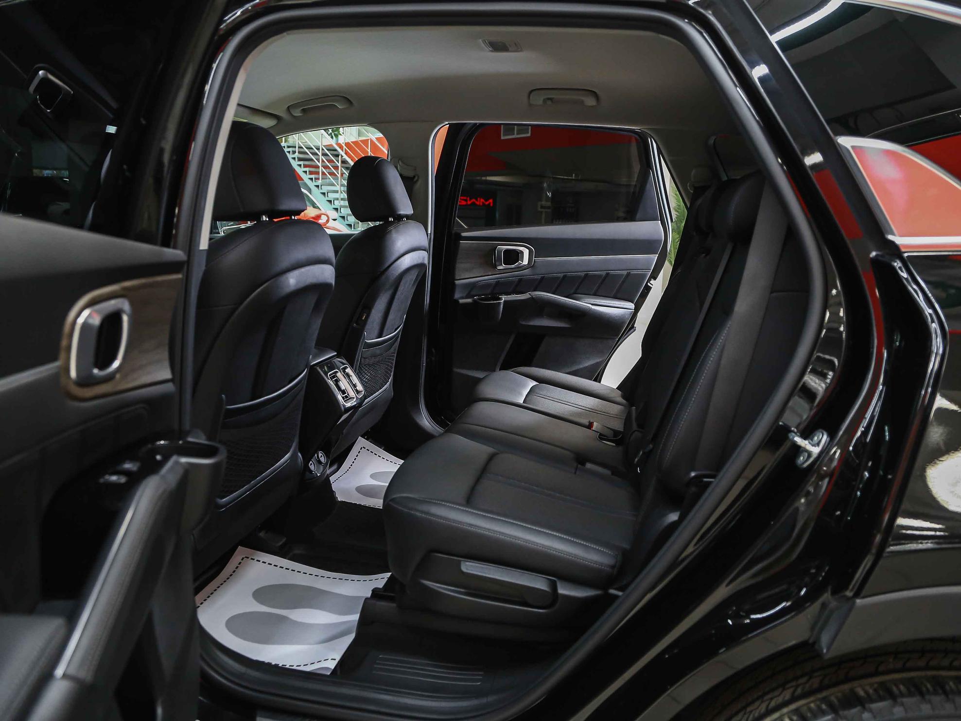 Kia Sorento 2021, черный, ДЦ Орехово
