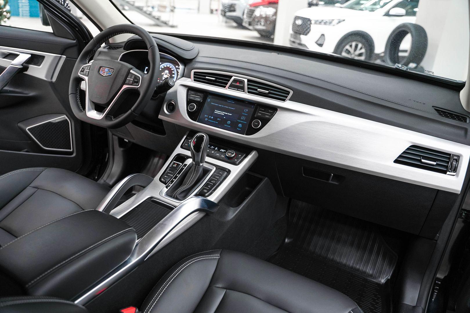 Geely Atlas 2018, черный, ДЦ Орехово