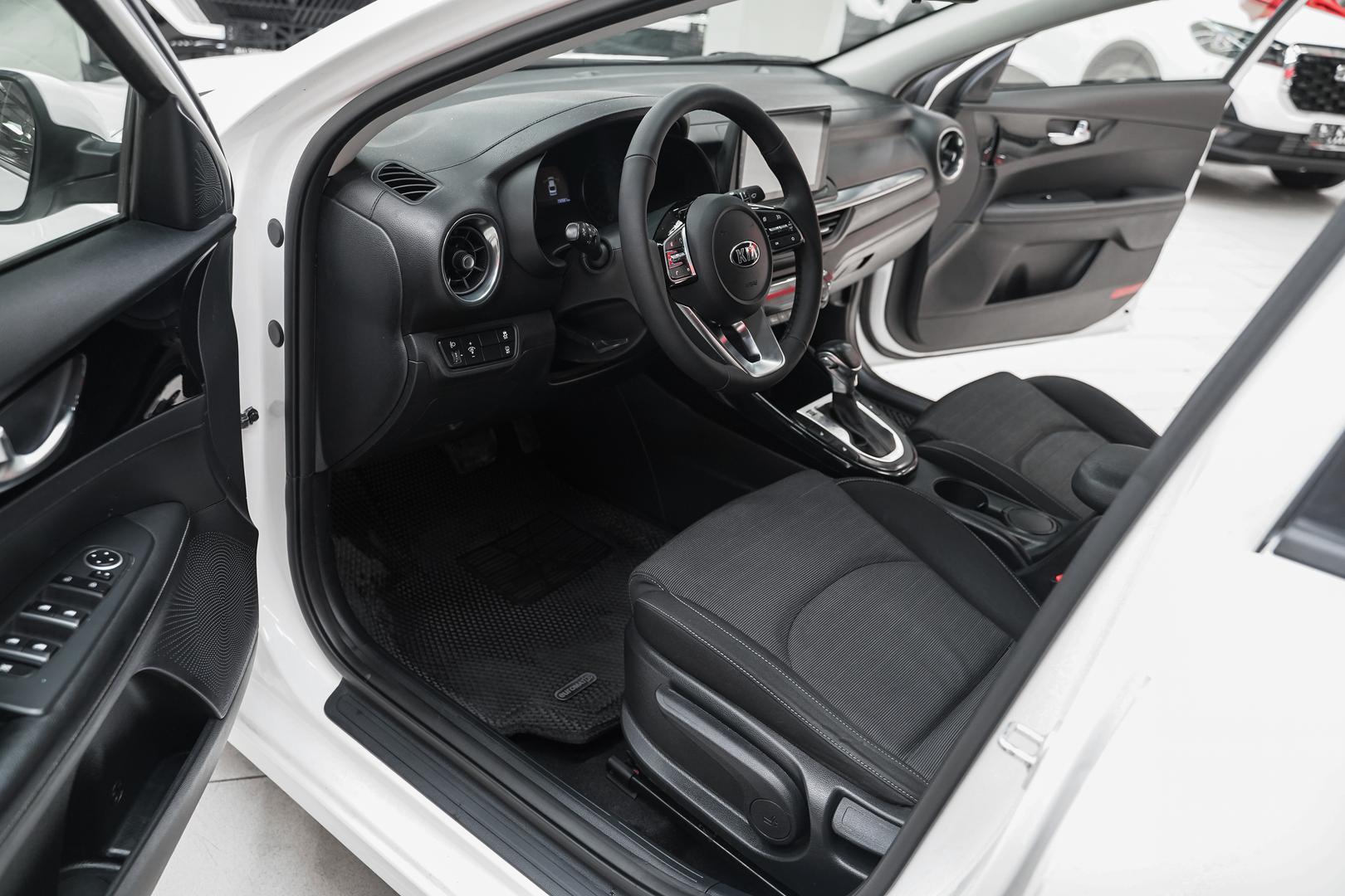 Kia Cerato 2018, белый, ДЦ Орехово