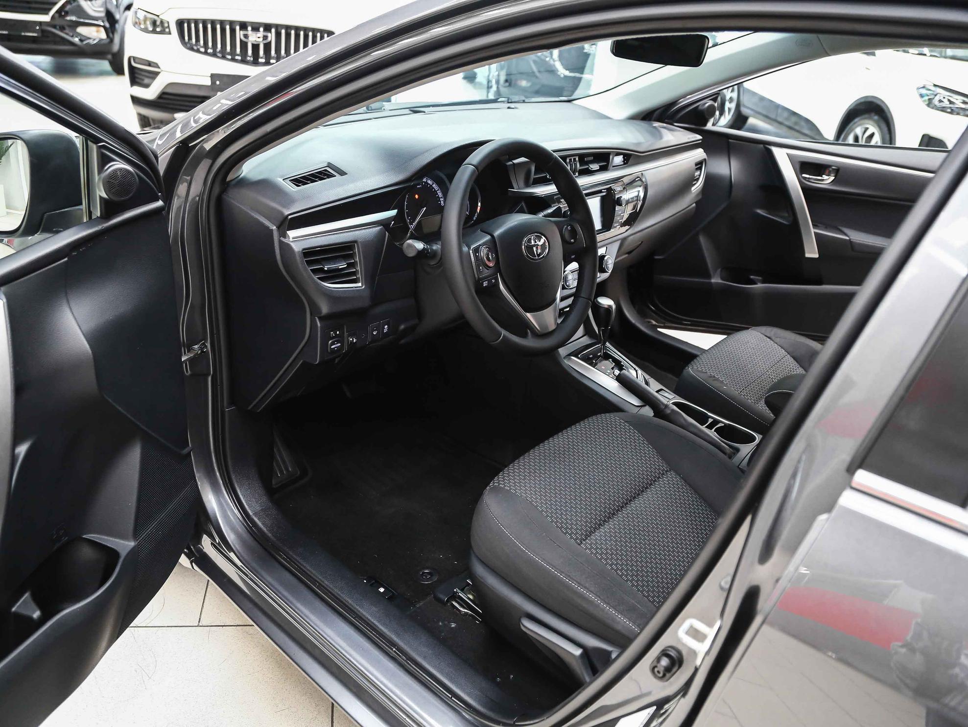 Toyota Corolla 2014, серый, ДЦ Орехово