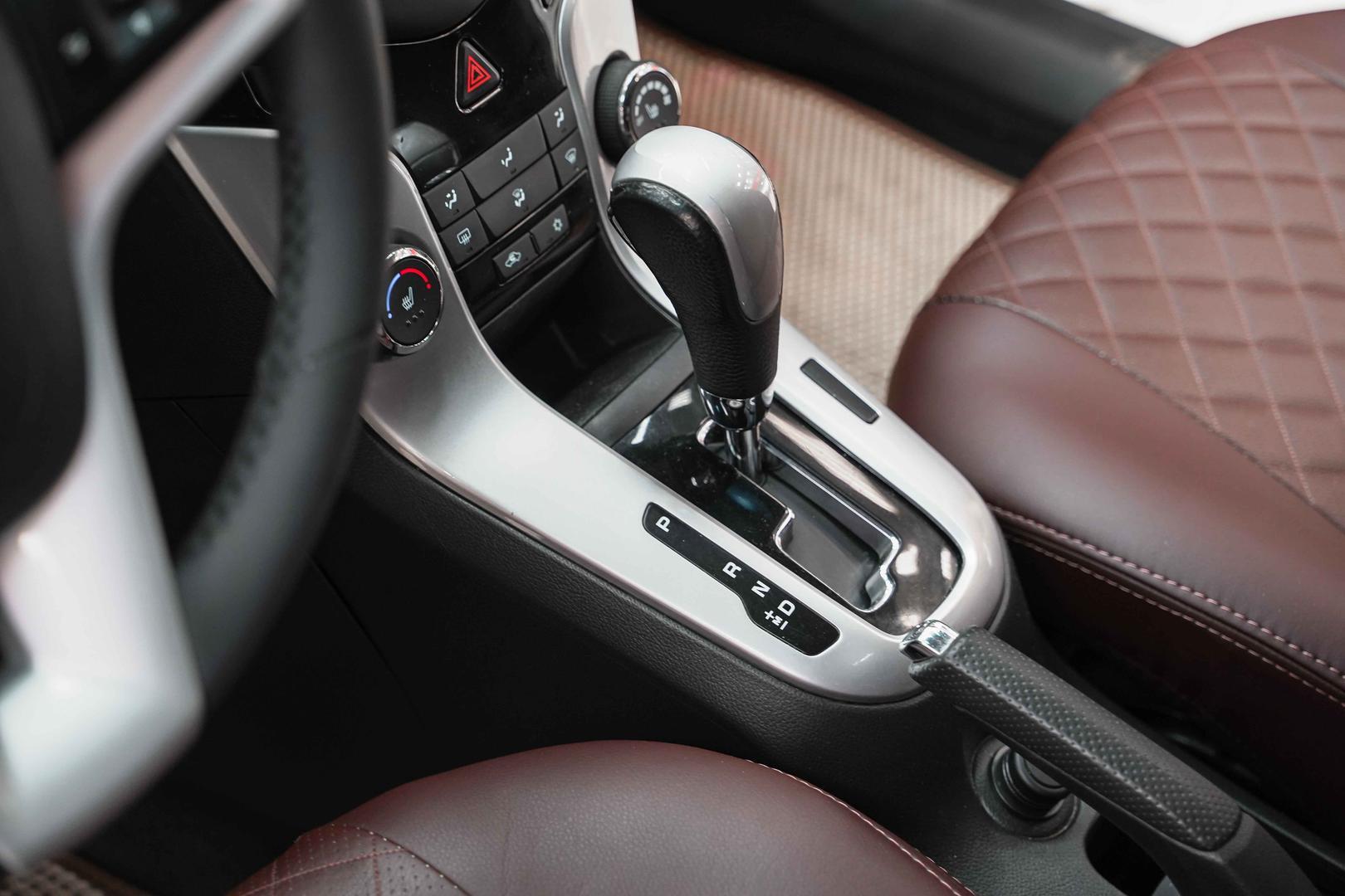 Chevrolet Cruze 2013, коричневый, ДЦ Орехово