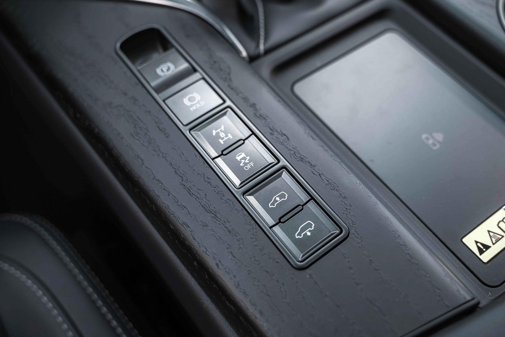 Lexus LX 2026, черный, ДЦ Орехово