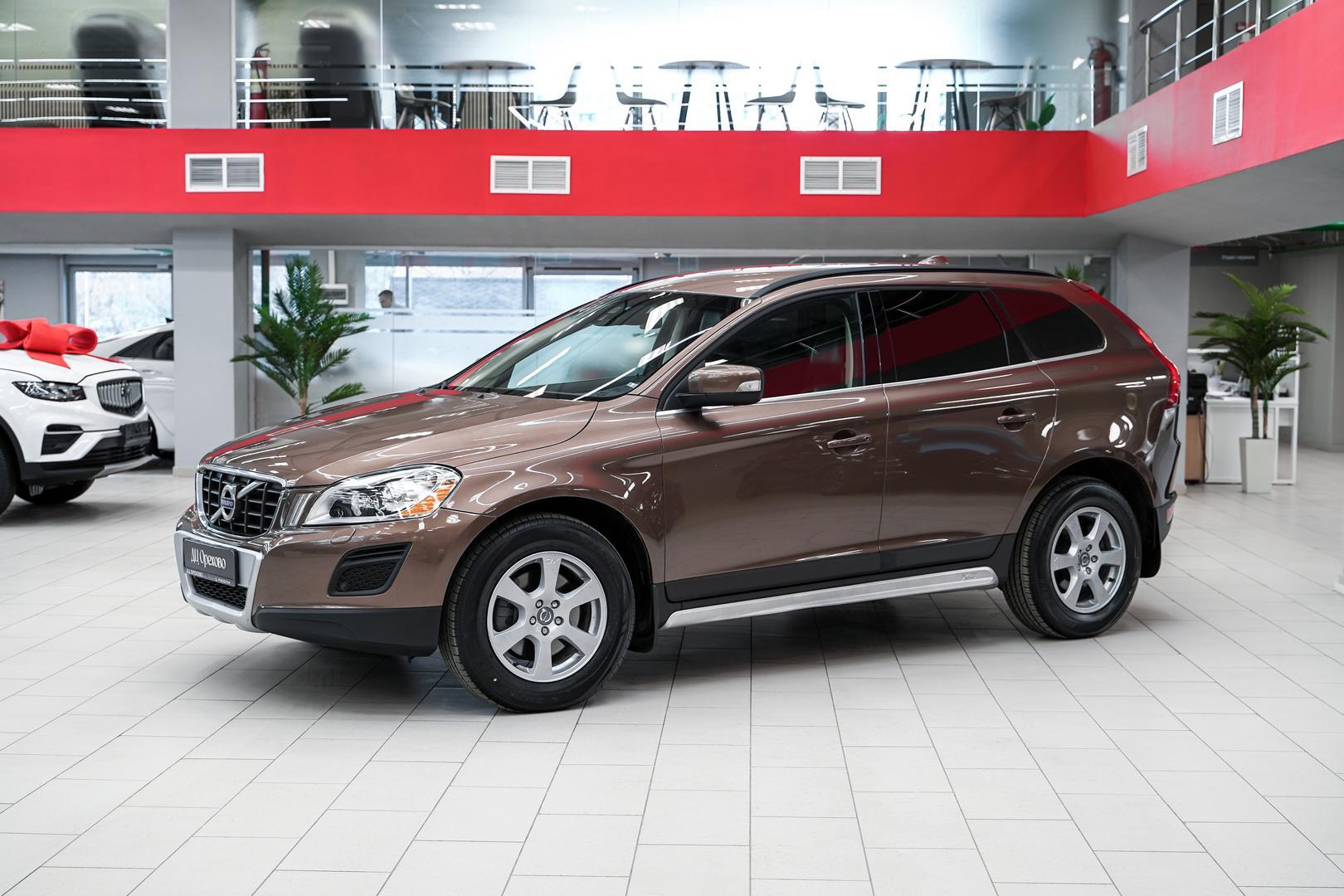 Volvo XC60 2011, коричневый, ДЦ Орехово