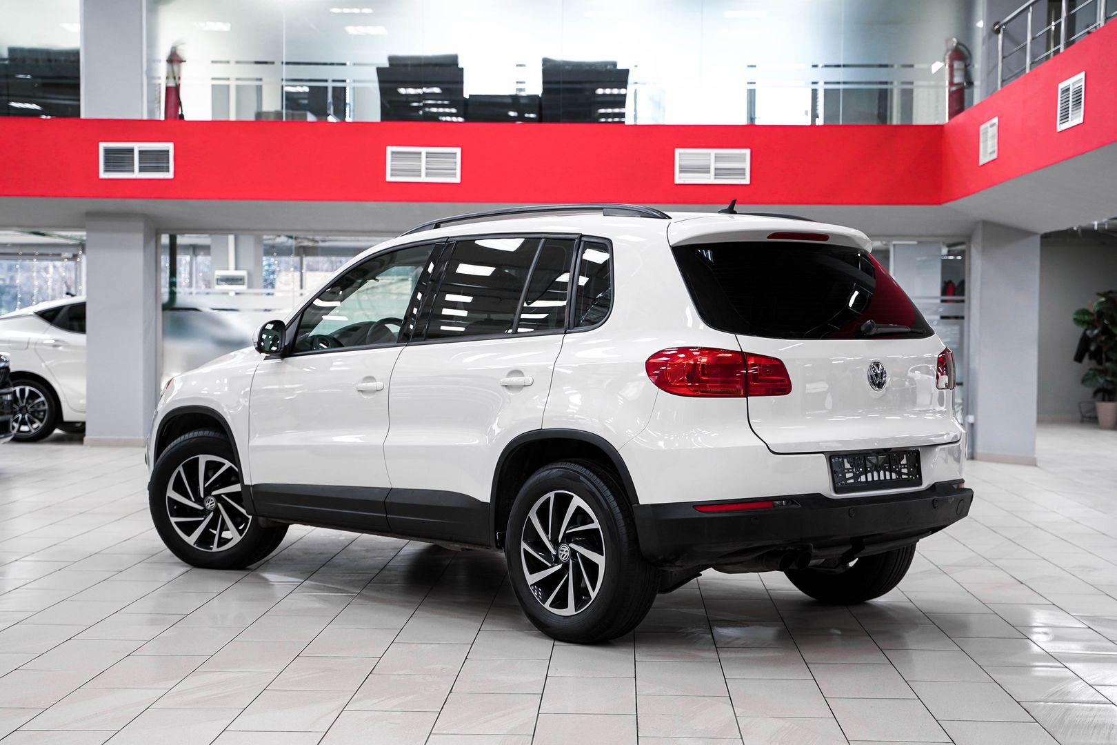 Volkswagen Tiguan 2013, белый, ДЦ Орехово