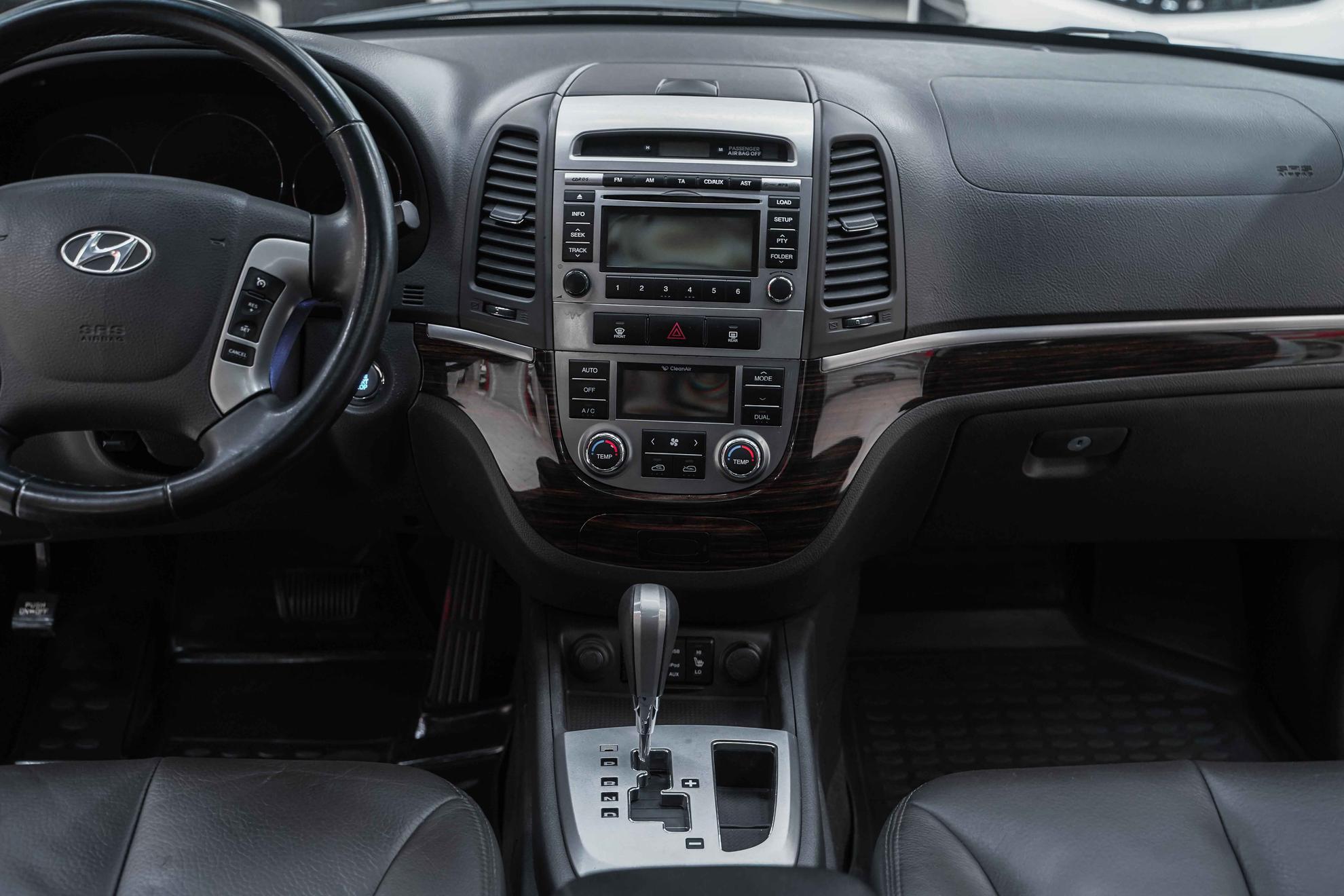 Hyundai Santa Fe 2010, белый, ДЦ Орехово