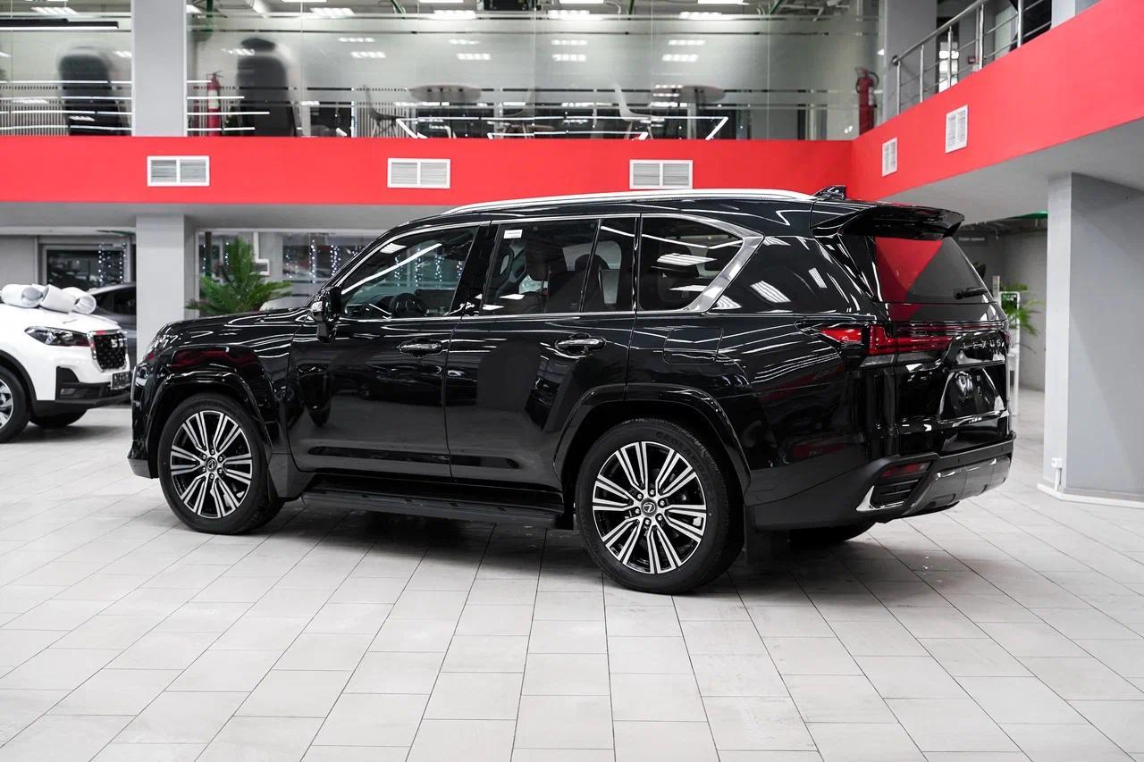 Lexus LX 2025, черный, ДЦ Орехово