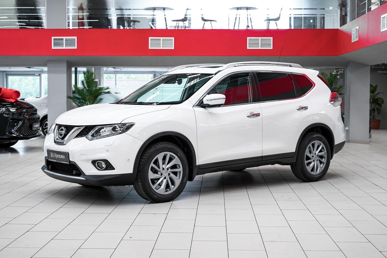 Nissan X-Trail 2015, белый, ДЦ Орехово