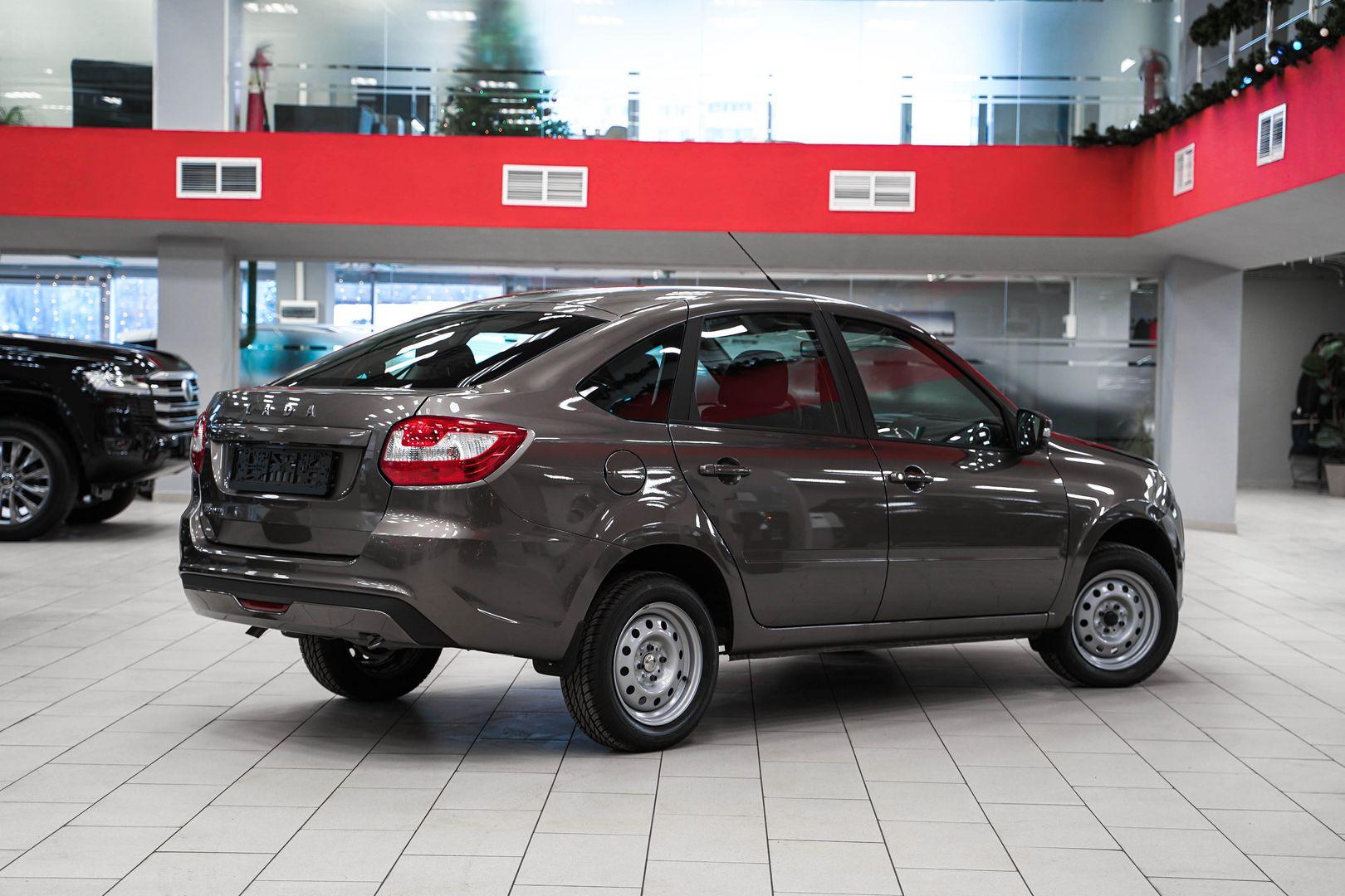 LADA (ВАЗ) Granta 2024, серый, ДЦ Орехово