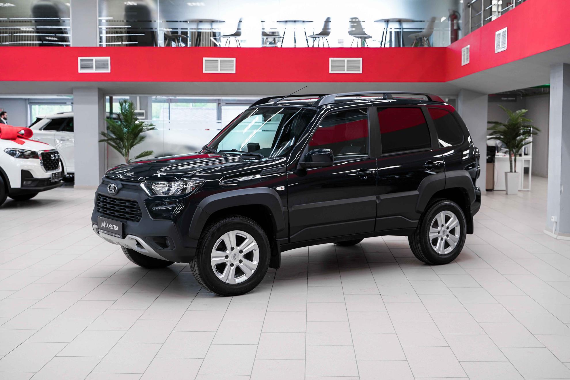LADA (ВАЗ) Niva Travel 2023, зеленый, ДЦ Орехово