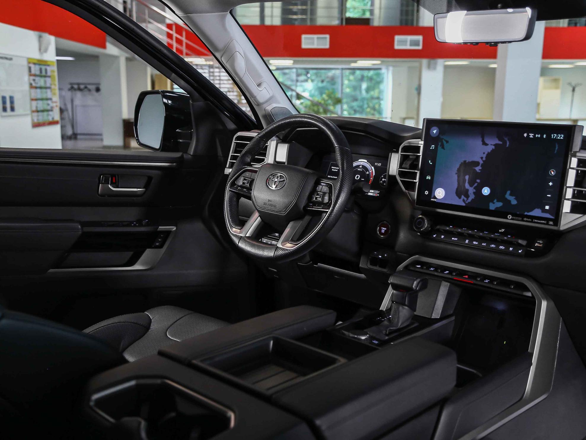 Toyota Tundra 2023, черный, ДЦ Орехово