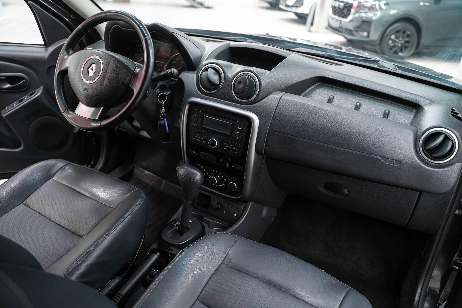 Renault Duster 2012, черный, ДЦ Орехово