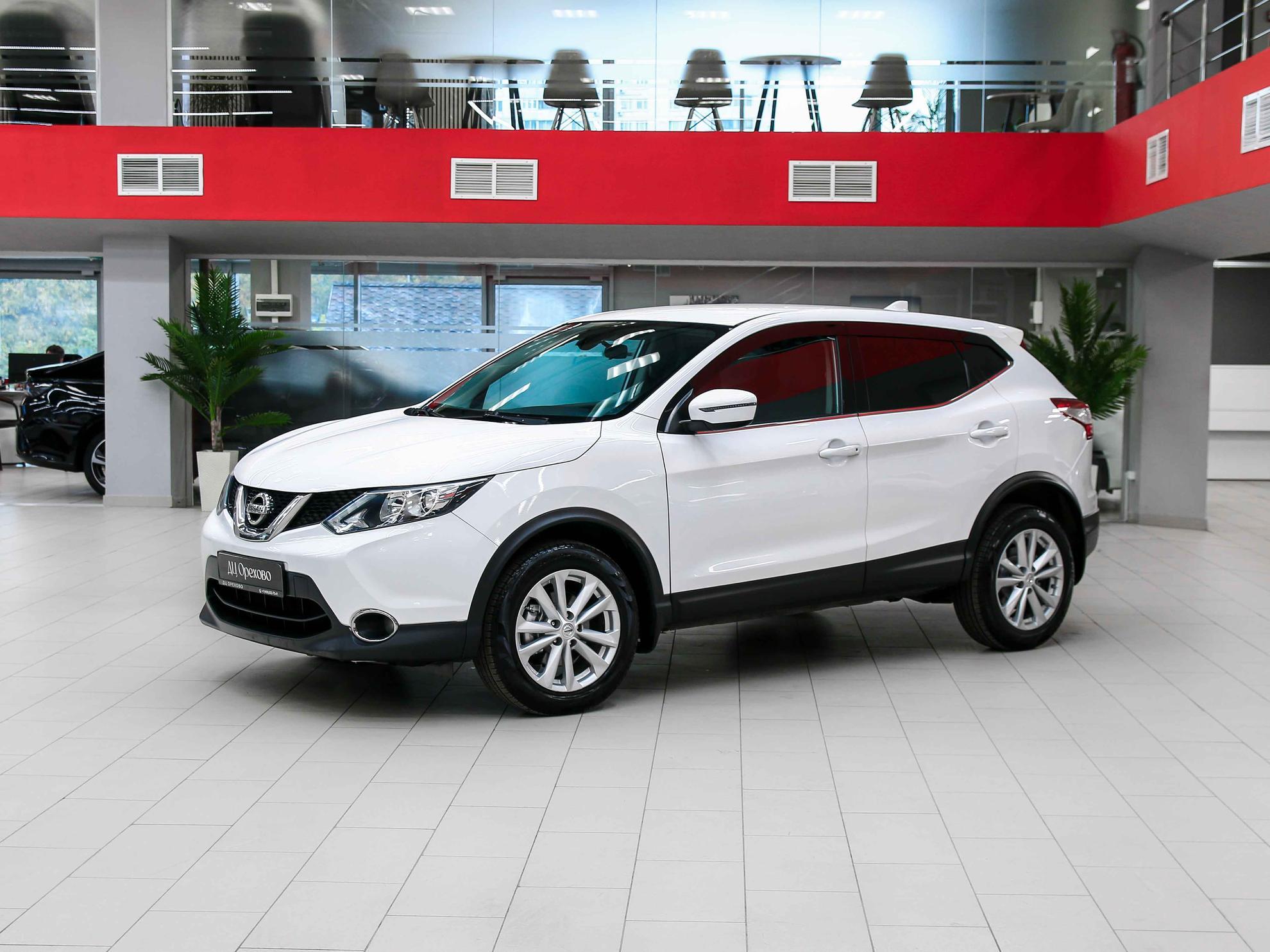 Nissan Qashqai 2016, белый, ДЦ Орехово