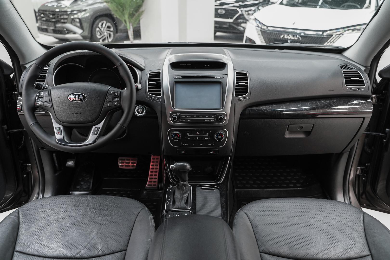 Kia Sorento 2014, бежевый, ДЦ Орехово