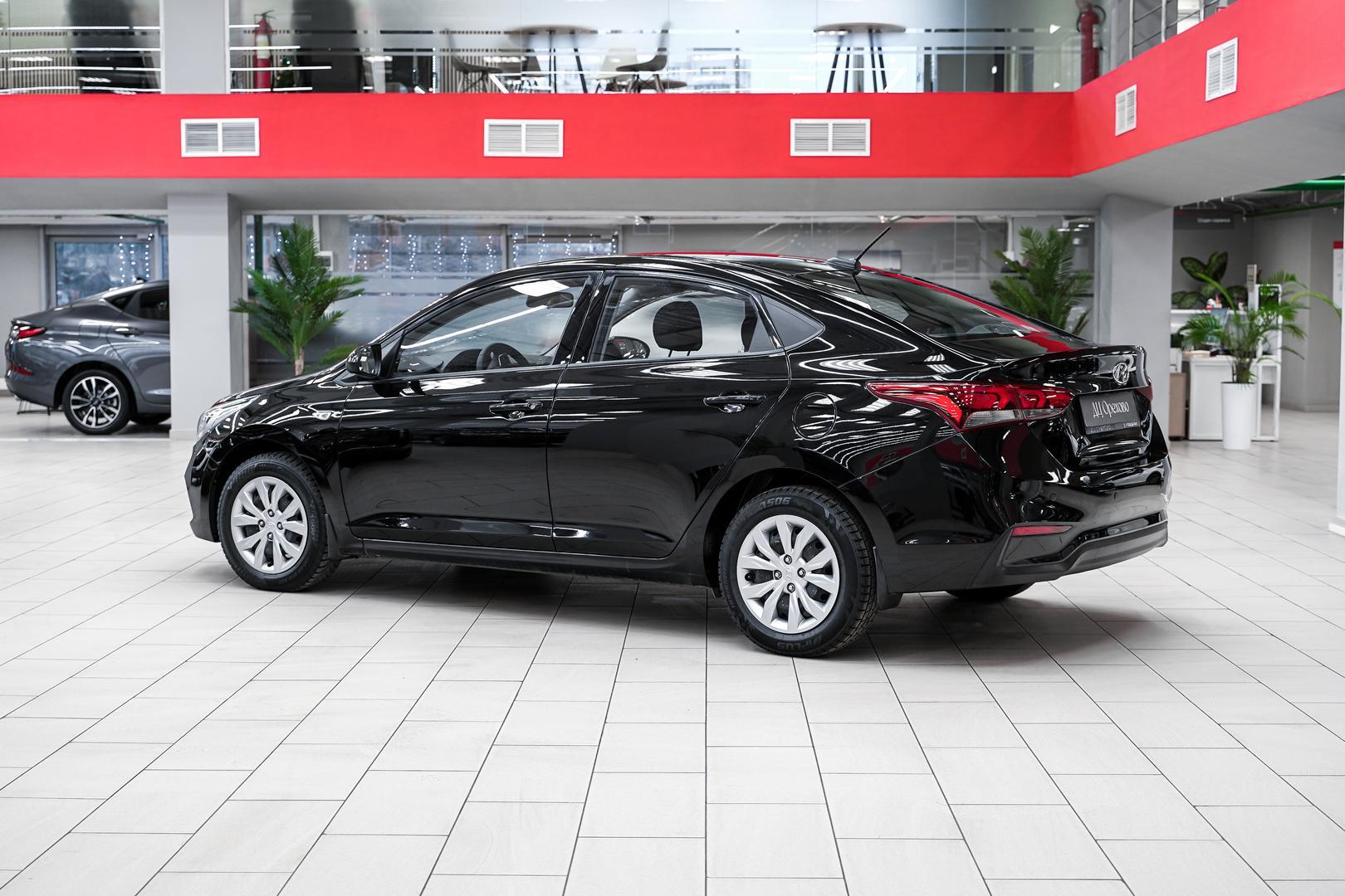 Hyundai Solaris 2019, черный, ДЦ Орехово