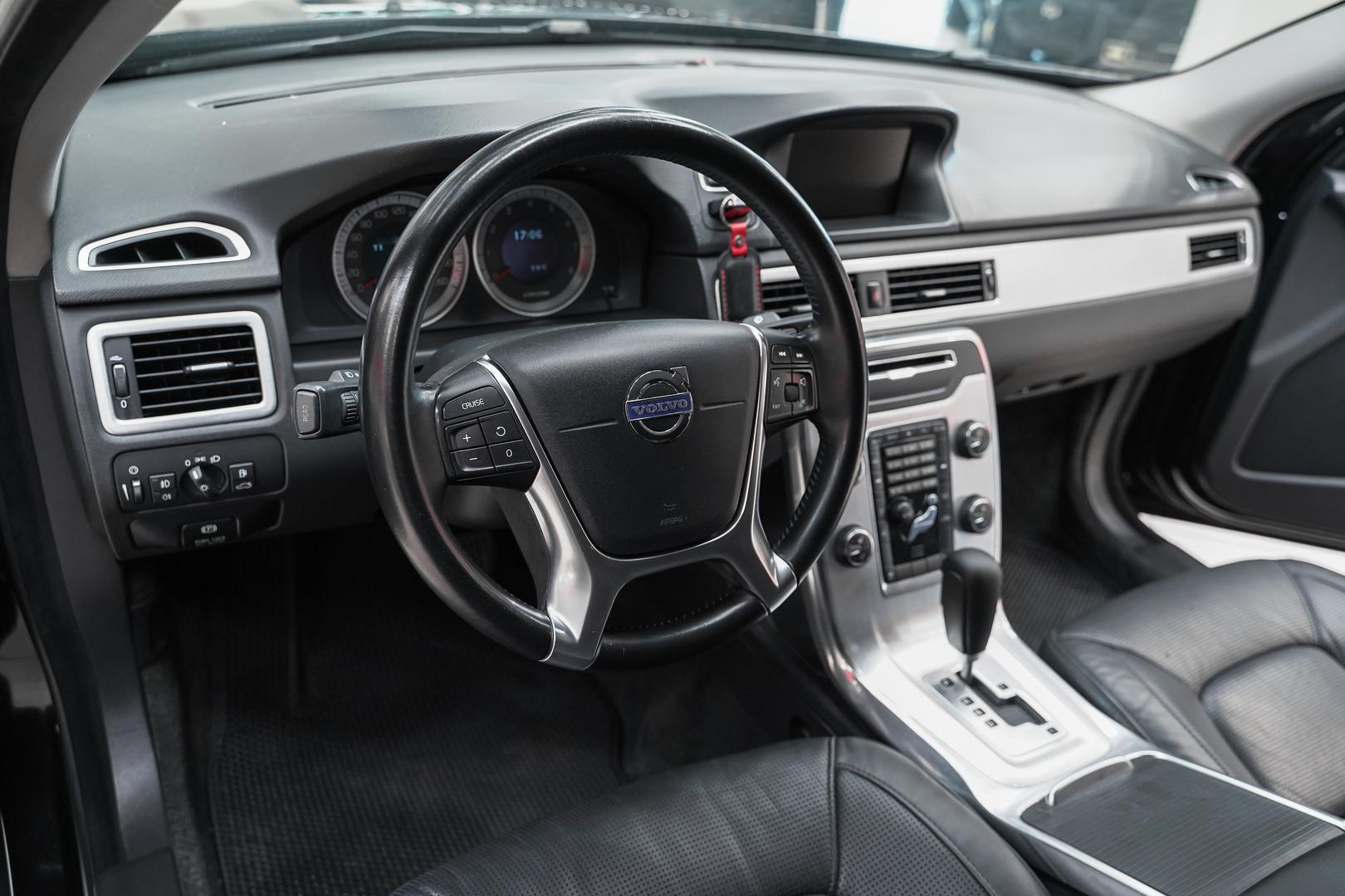 Volvo S80 2011, черный, ДЦ Орехово