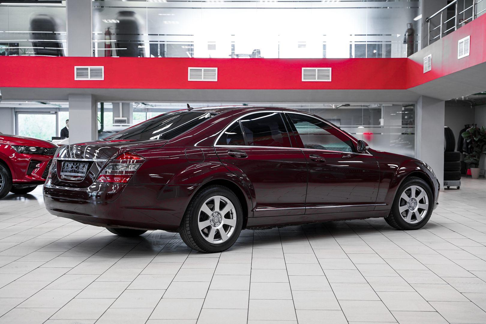 Mercedes-Benz S-Класс 2007, пурпурный, ДЦ Орехово
