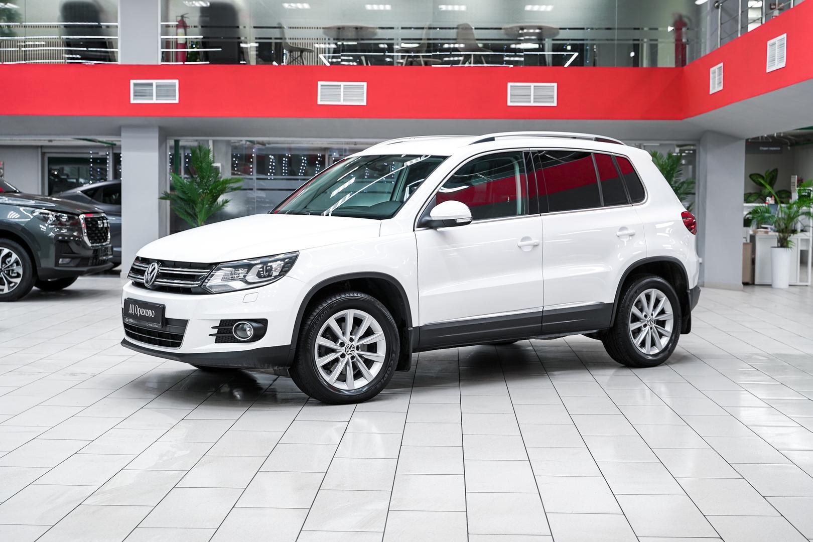 Volkswagen Tiguan 2013, белый, ДЦ Орехово