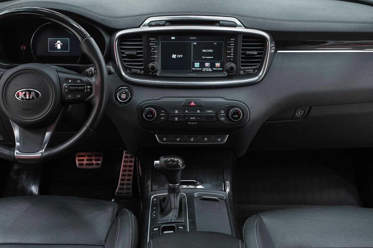 Kia Sorento 2016, белый, ДЦ Орехово