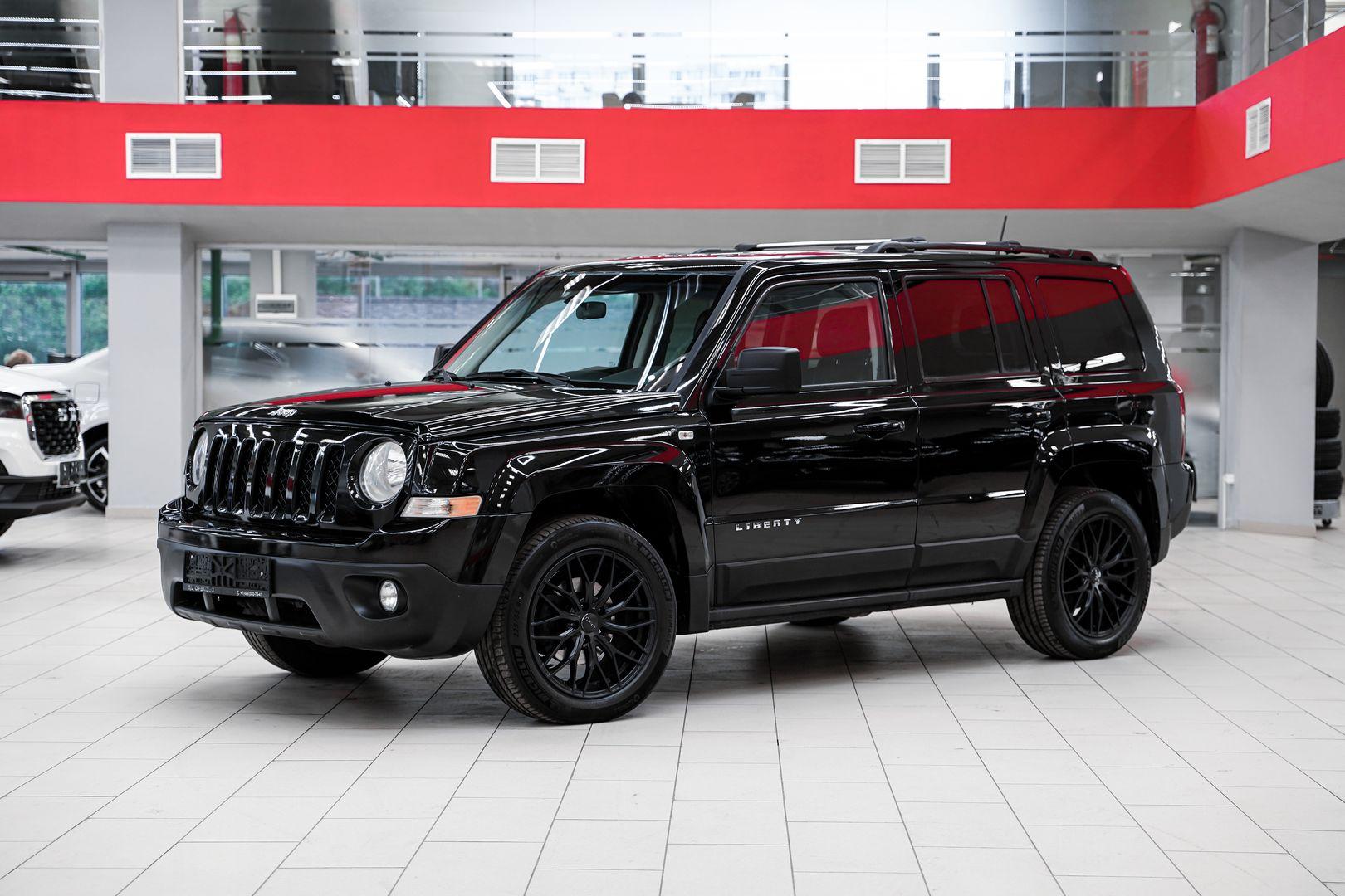 Jeep Liberty (Patriot) 2012, черный, ДЦ Орехово