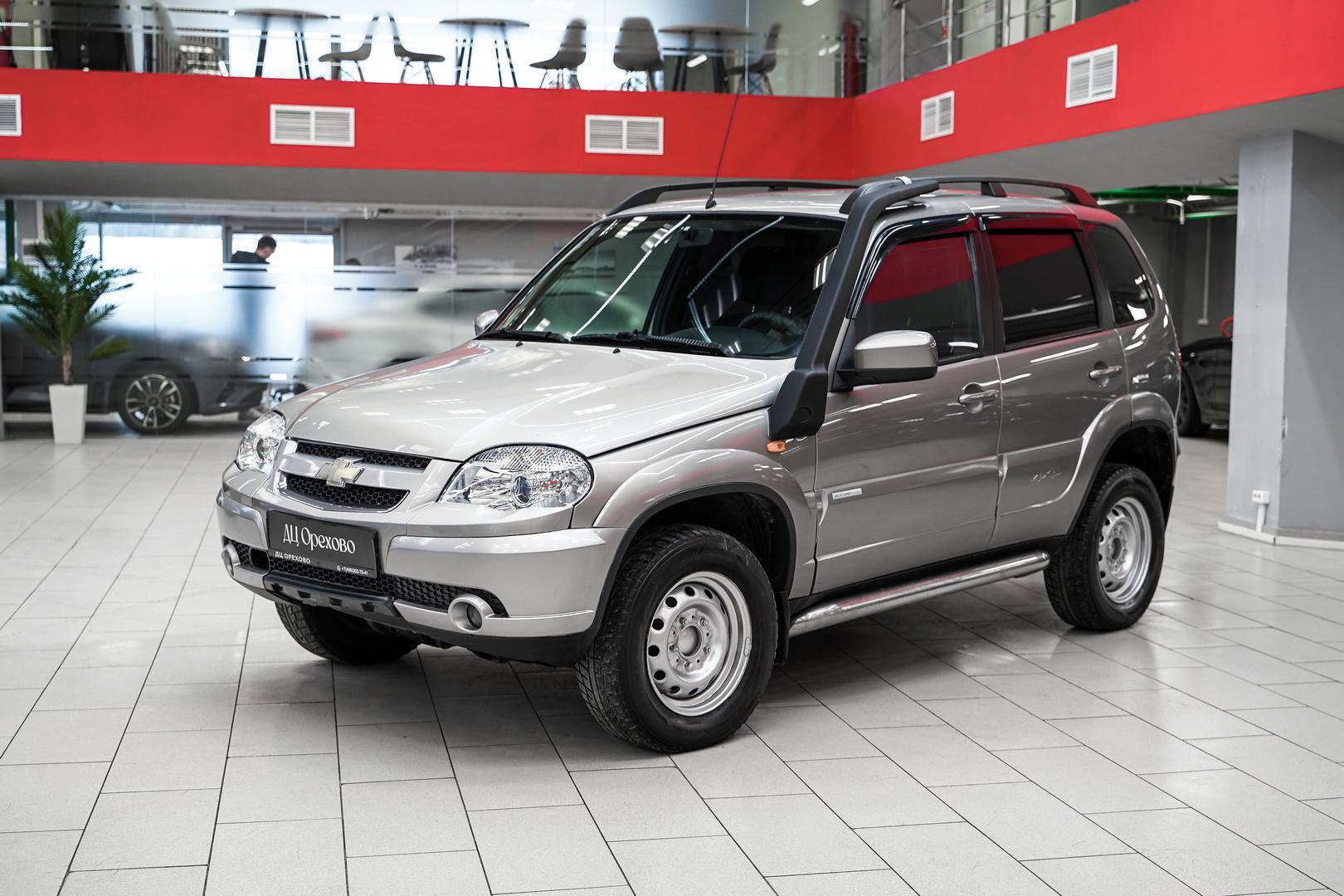 Chevrolet Niva 2014, серый, ДЦ Орехово