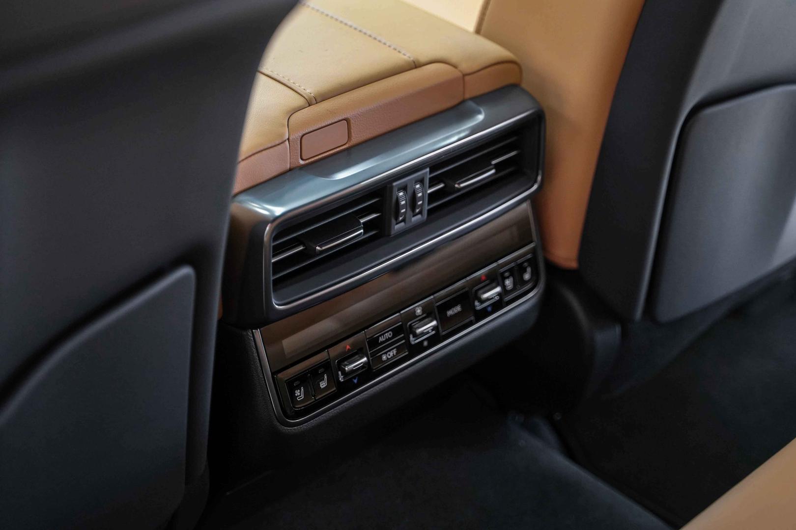 Lexus LX 2026, черный, ДЦ Орехово