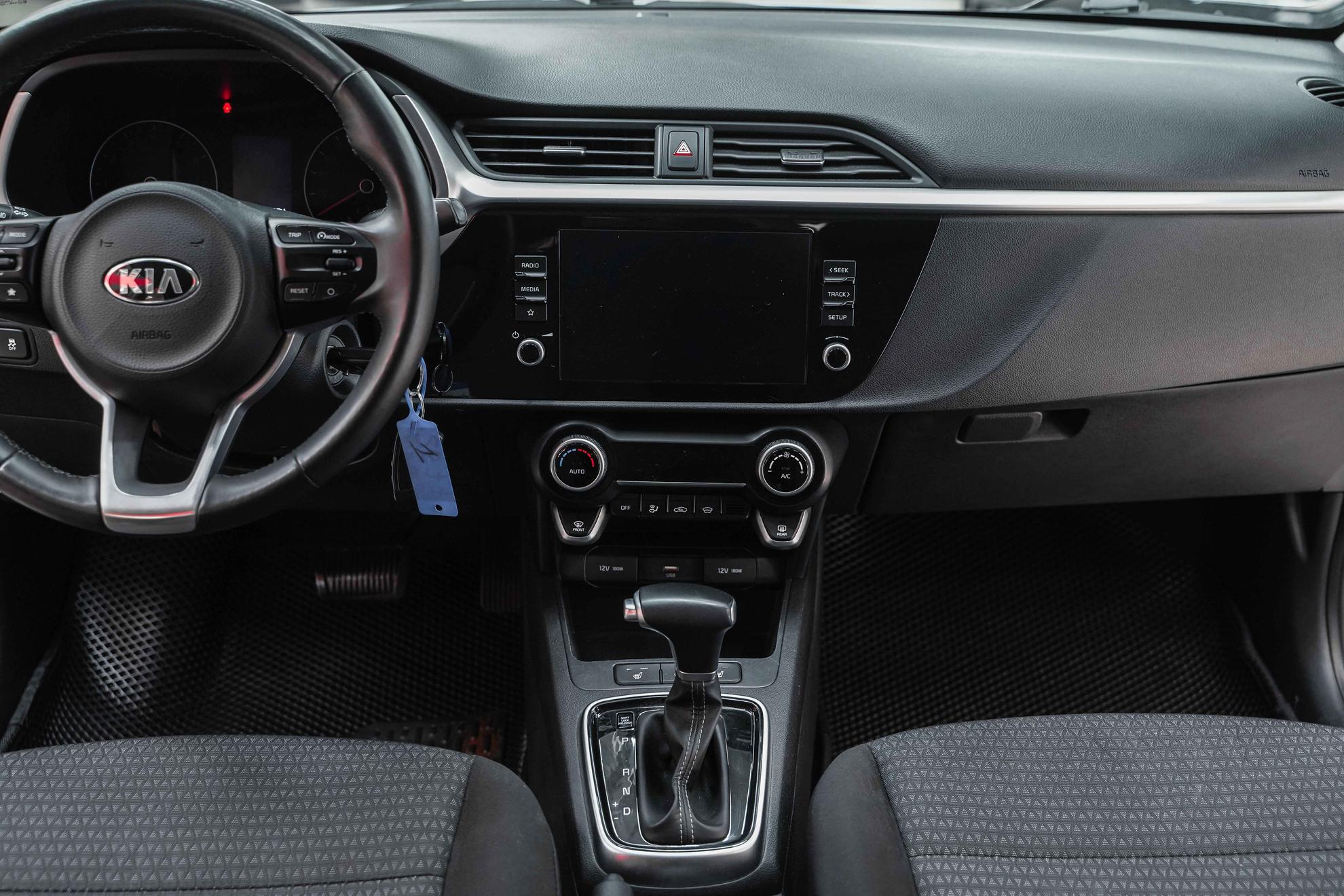 Kia Rio 2021, серый, ДЦ Орехово