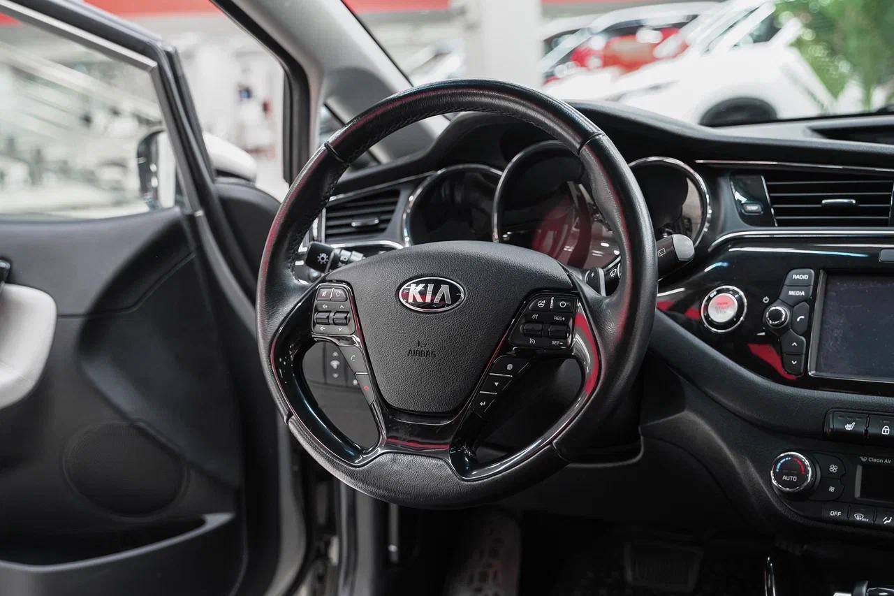 Kia Ceed 2016, серебряный, ДЦ Орехово