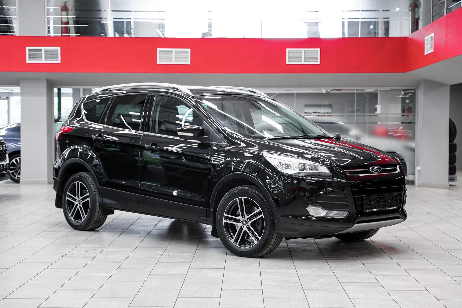 Ford Kuga 2013, черный, ДЦ Орехово